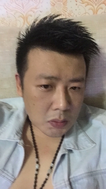 沐浴阳光的第一张照片--重庆认干亲服务网