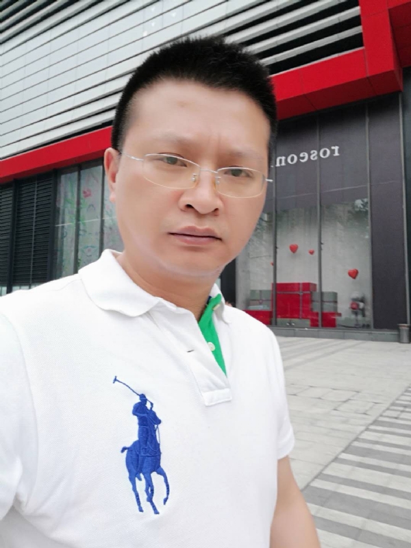 硬汉的第一张照片--重庆认干亲服务网