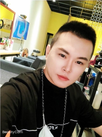 lucky的第一张照片--重庆认干亲服务网