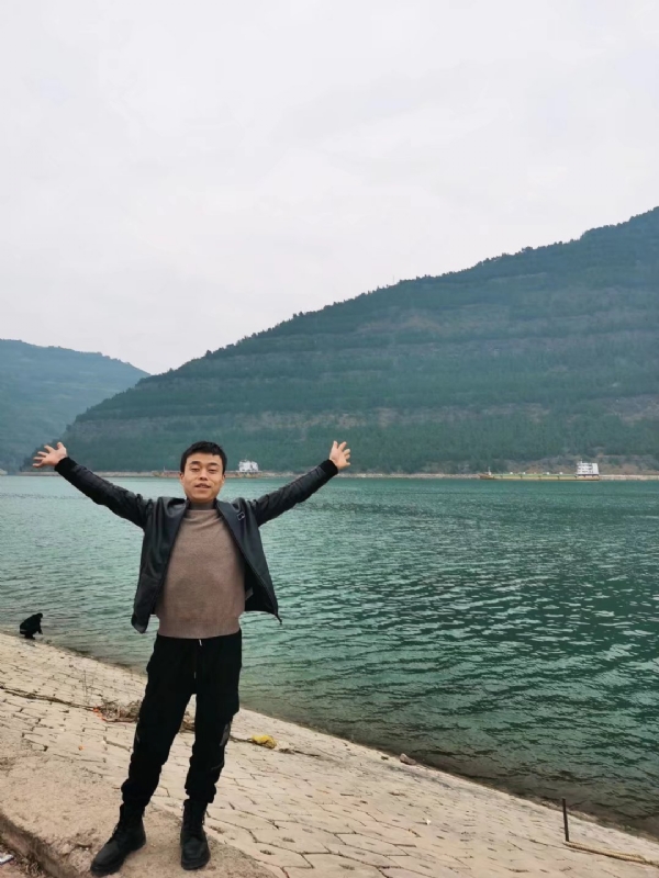 寂寞的风的第一张照片--重庆认干亲服务网