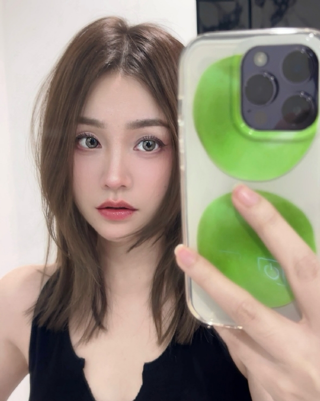 Claire的第一张照片--重庆认干亲服务网